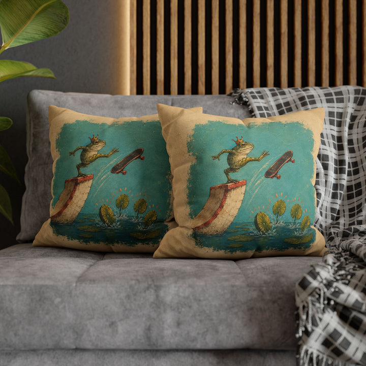 Skate Prince – Quirky Wall Art with a Crowned Frog on a Ramp – Pillow / Cover