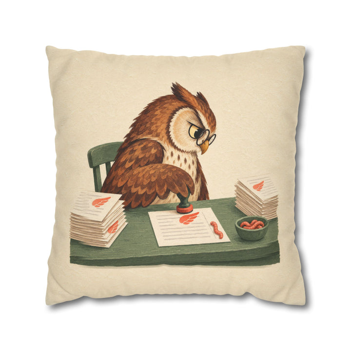 Grade Expectations – Classroom Wall Art with an Owl Stamping Wing Prints – Pillow / Cover