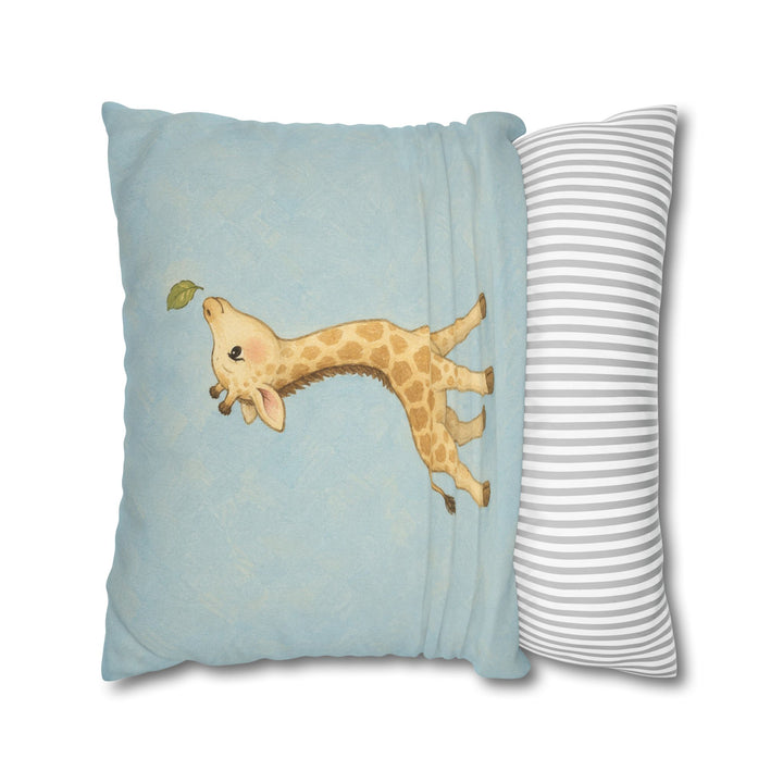 Safari Small: Giraffe – Nursery Wall Art with a Hopeful Neck Stretch – Pillow / Cover