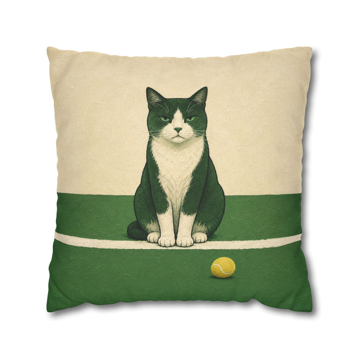 Line Judge – Tennis Wall Art with a Cat Exactly on the Baseline – Pillow / Cover