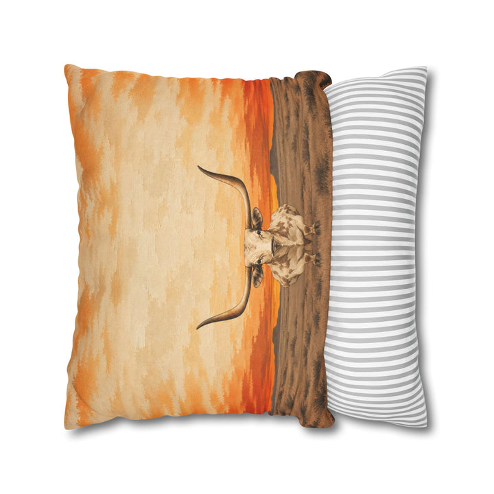 Longhorn Sunset – Western Wall Art with a Horned Silhouette at Dusk – Pillow / Cover