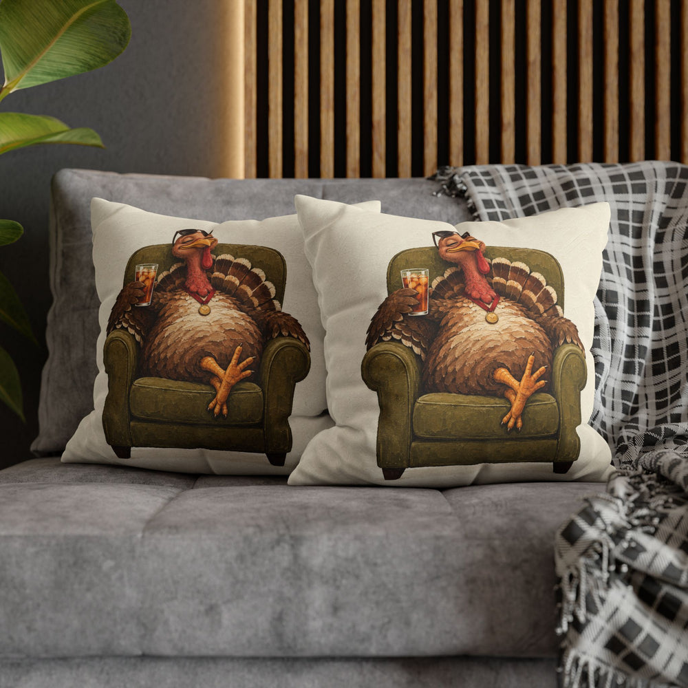 The Pardoned – Turkey Art with a Tiny Medal and Deep Relaxation – Pillow / Cover