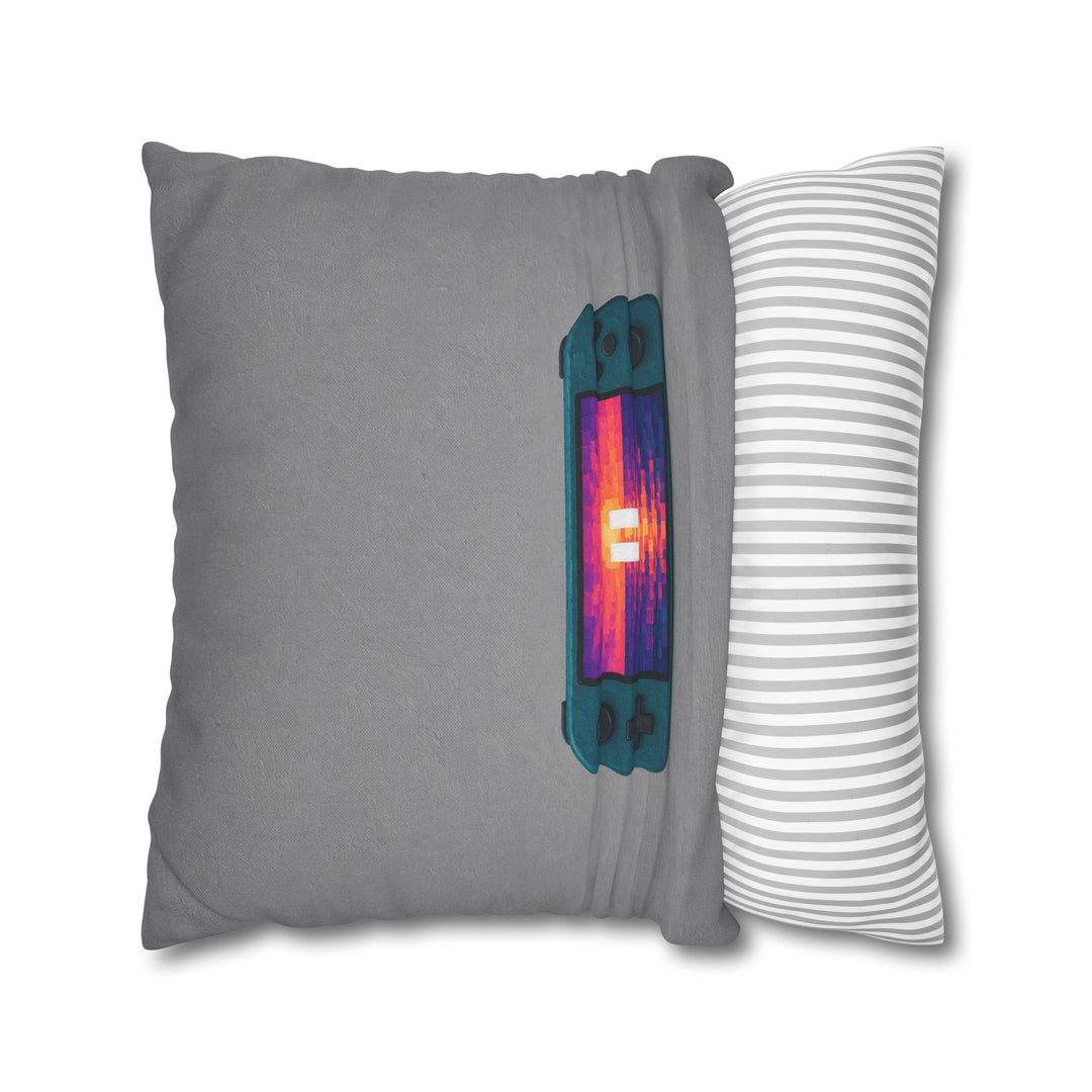 Pause Screen Sunset – Gaming Wall Art with a Pixel Horizon in Thick Squares – Pillow / Cover