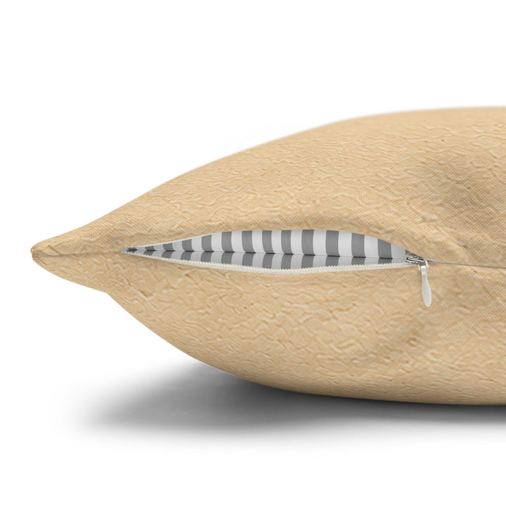 The Onion's Side of the Story – Funny Kitchen Art with a Podium and a Tearful Plea – Pillow / Cover